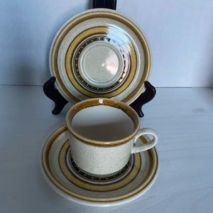 Mikasa Stoneware Mug and Dish Set in Macrame Print